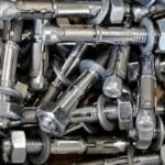 Klej chemiczny do kotew – skuteczność i bezpieczeństwo w budownictwie